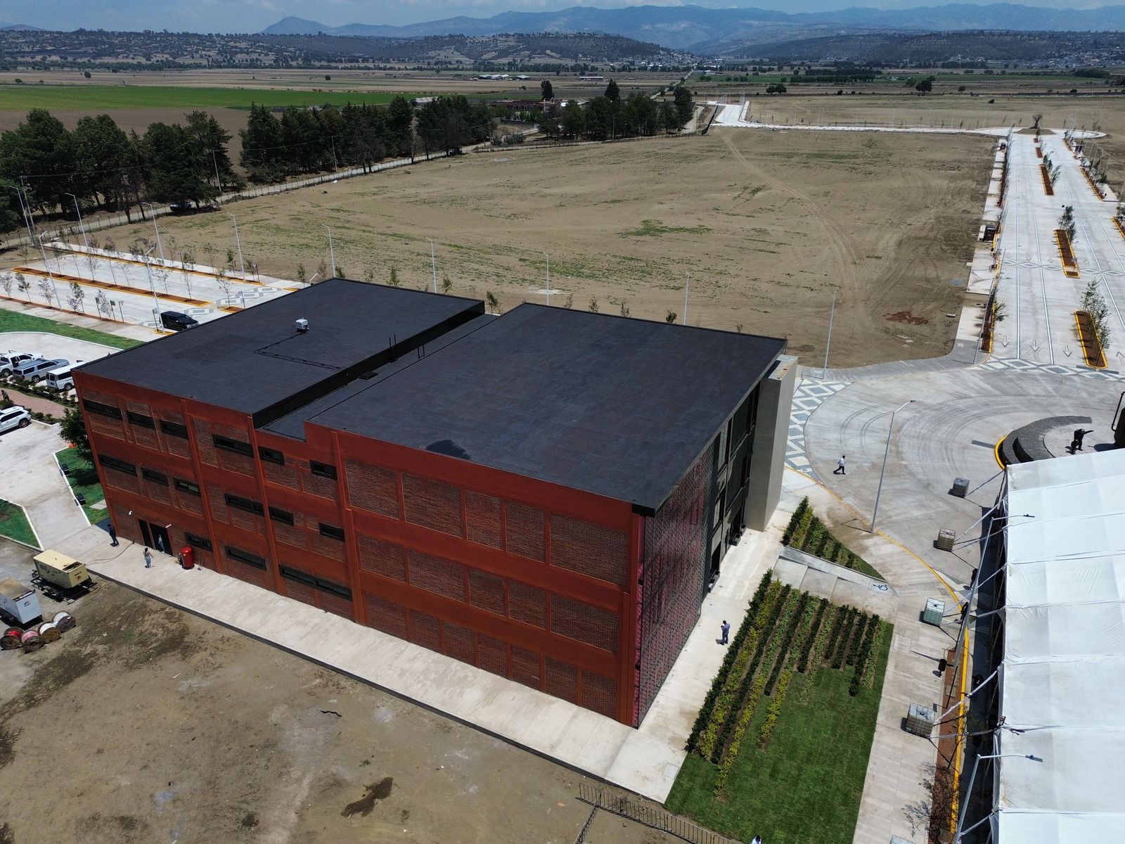 Entre despidos arbitrarios, señalamientos comerciales y vicios de contrabando, estás son las empresas que llegarán al PODECOBI de Huamantla