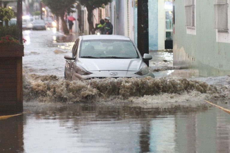 La capital mantiene crisis pluvial mientras plan ciudadano sigue sin respuesta